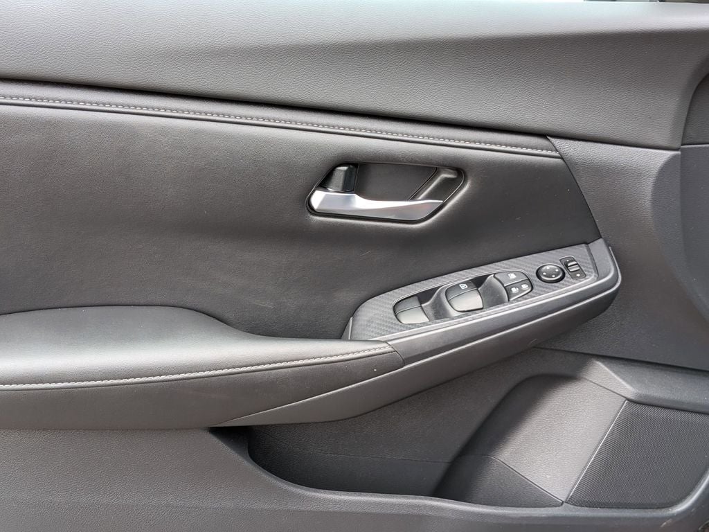 2021 Nissan Sentra SV Xtronic CVT