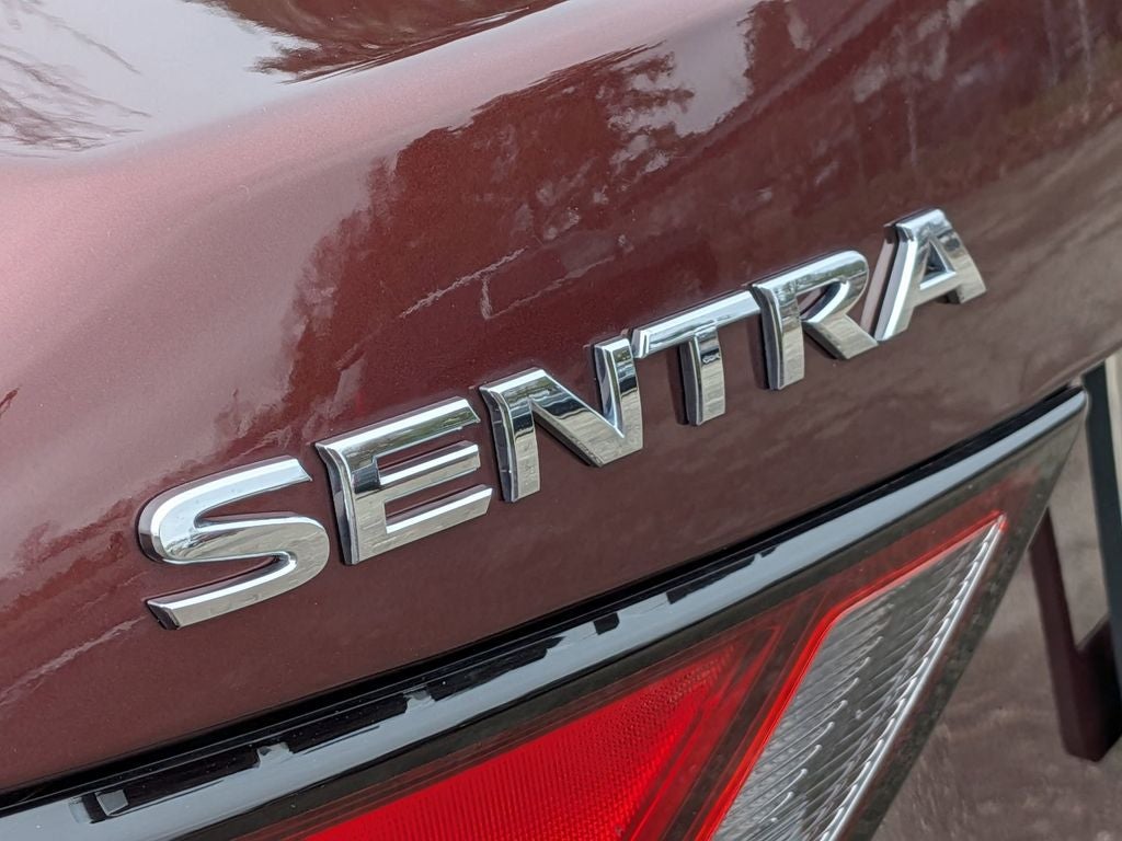 2021 Nissan Sentra SV Xtronic CVT