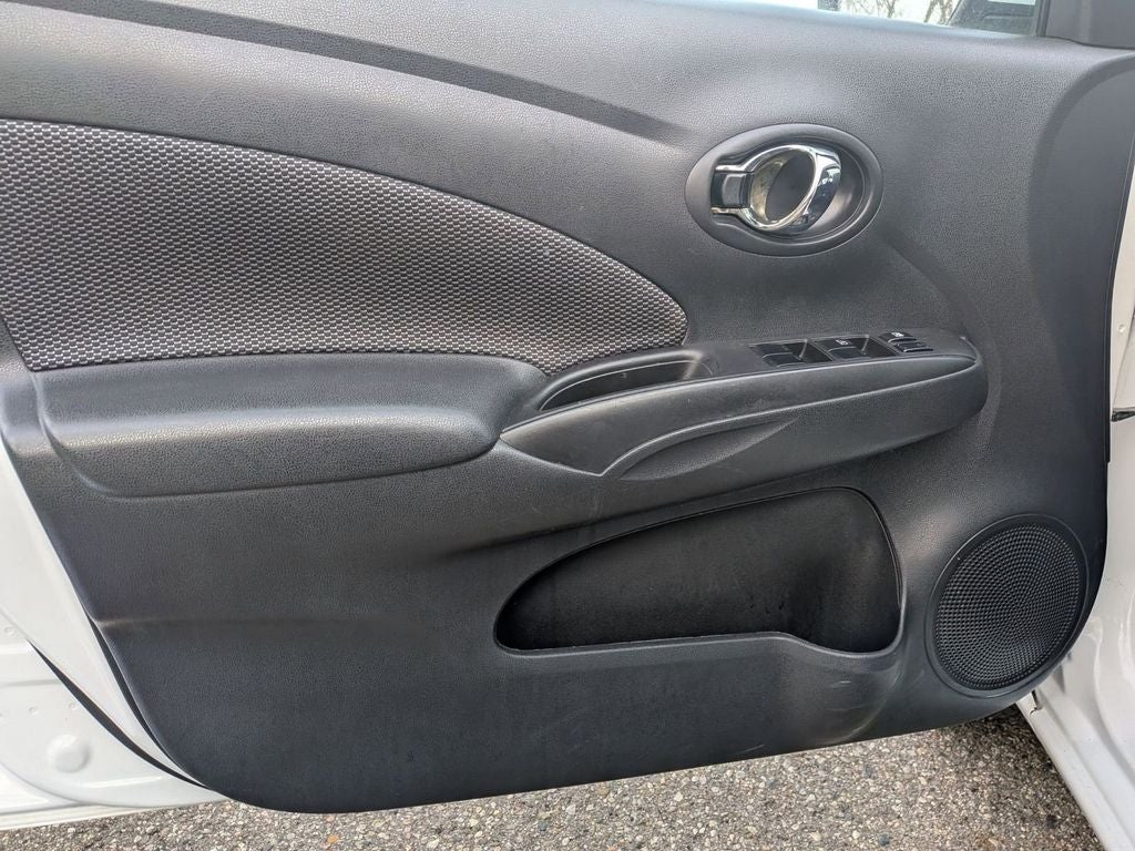 2018 Nissan Versa 1.6 SV