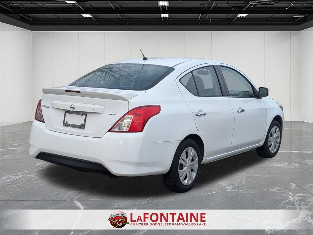 2018 Nissan Versa 1.6 SV