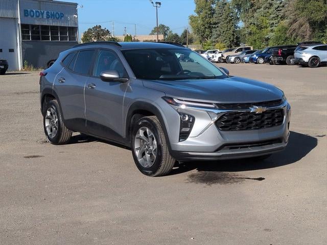 2024 Chevrolet Trax FWD LT