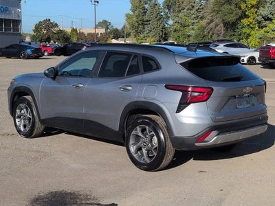 2024 Chevrolet Trax FWD LT