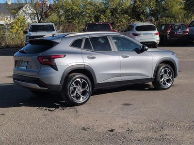 2024 Chevrolet Trax FWD LT