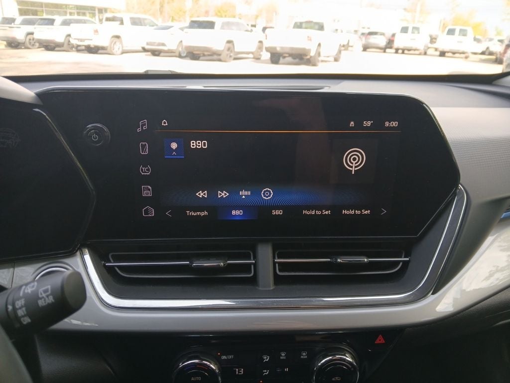 2025 Chevrolet Trax FWD LT