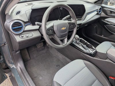 2025 Chevrolet Trax FWD LT