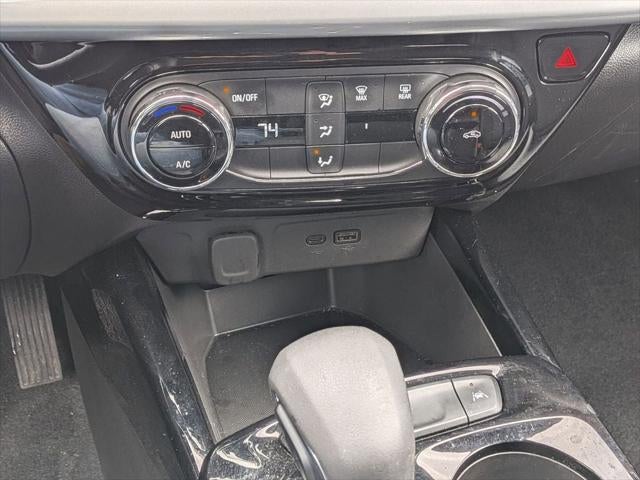 2025 Chevrolet Trax FWD LT