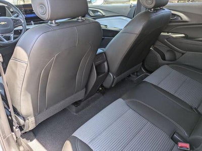 2025 Chevrolet Trax FWD LT