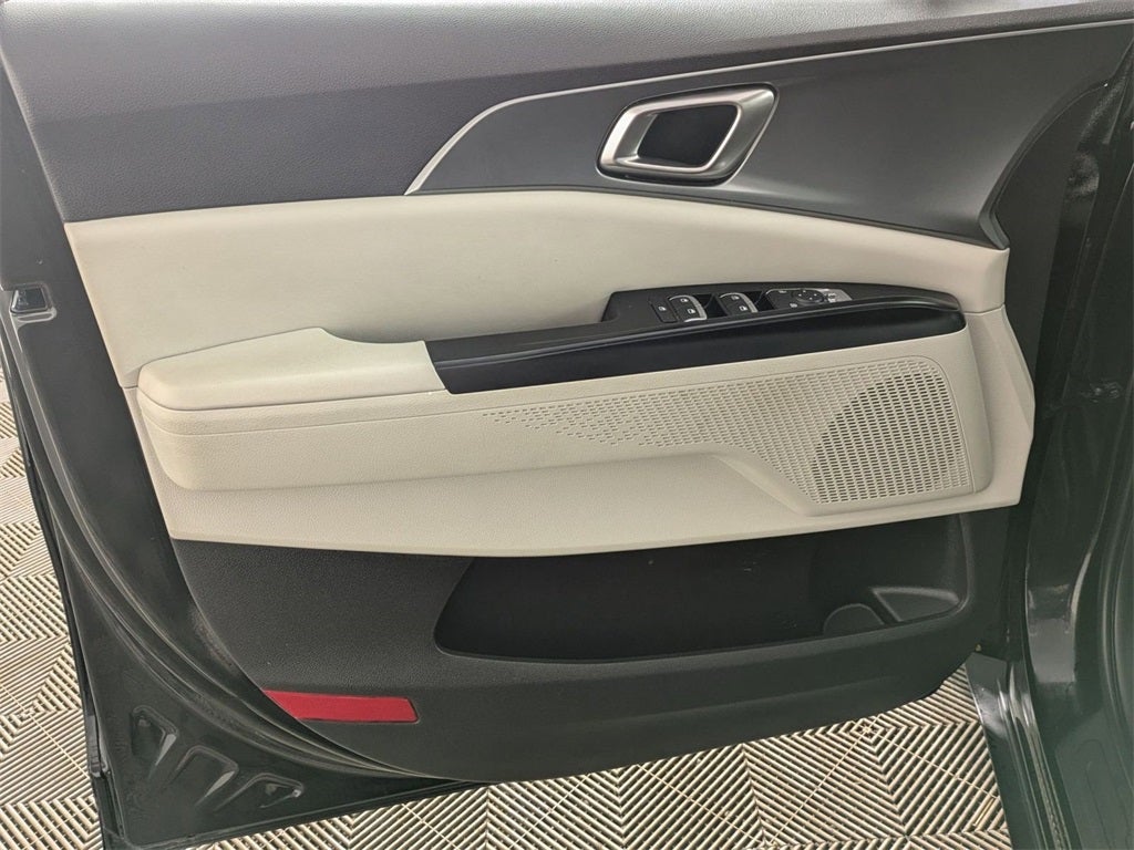 2024 Kia Carnival MPV LX Seat Package