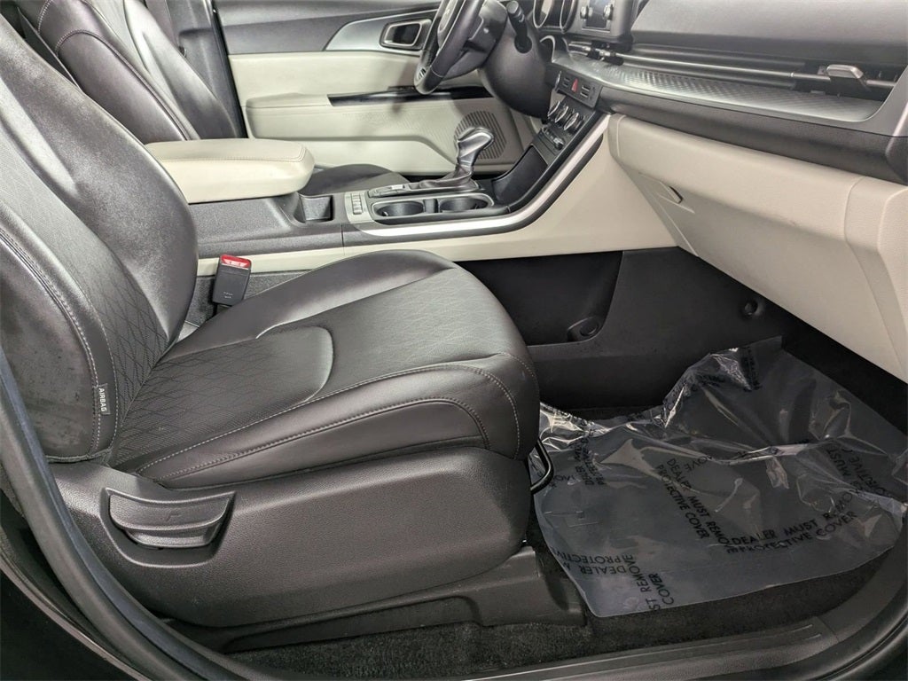 2024 Kia Carnival MPV LX Seat Package
