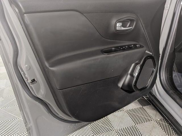 2020 Jeep Renegade Altitude FWD