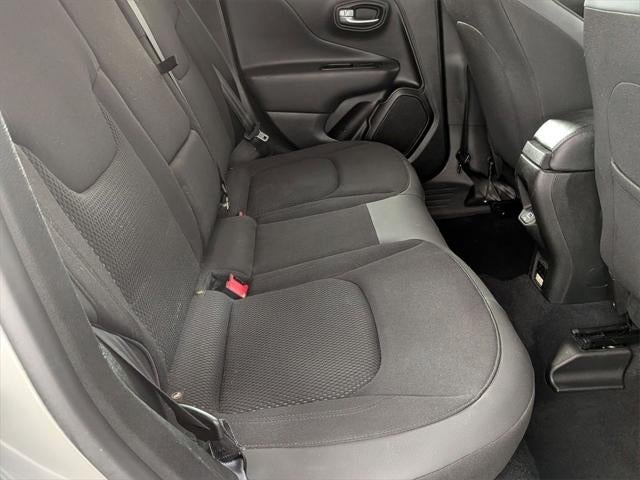 2020 Jeep Renegade Altitude FWD